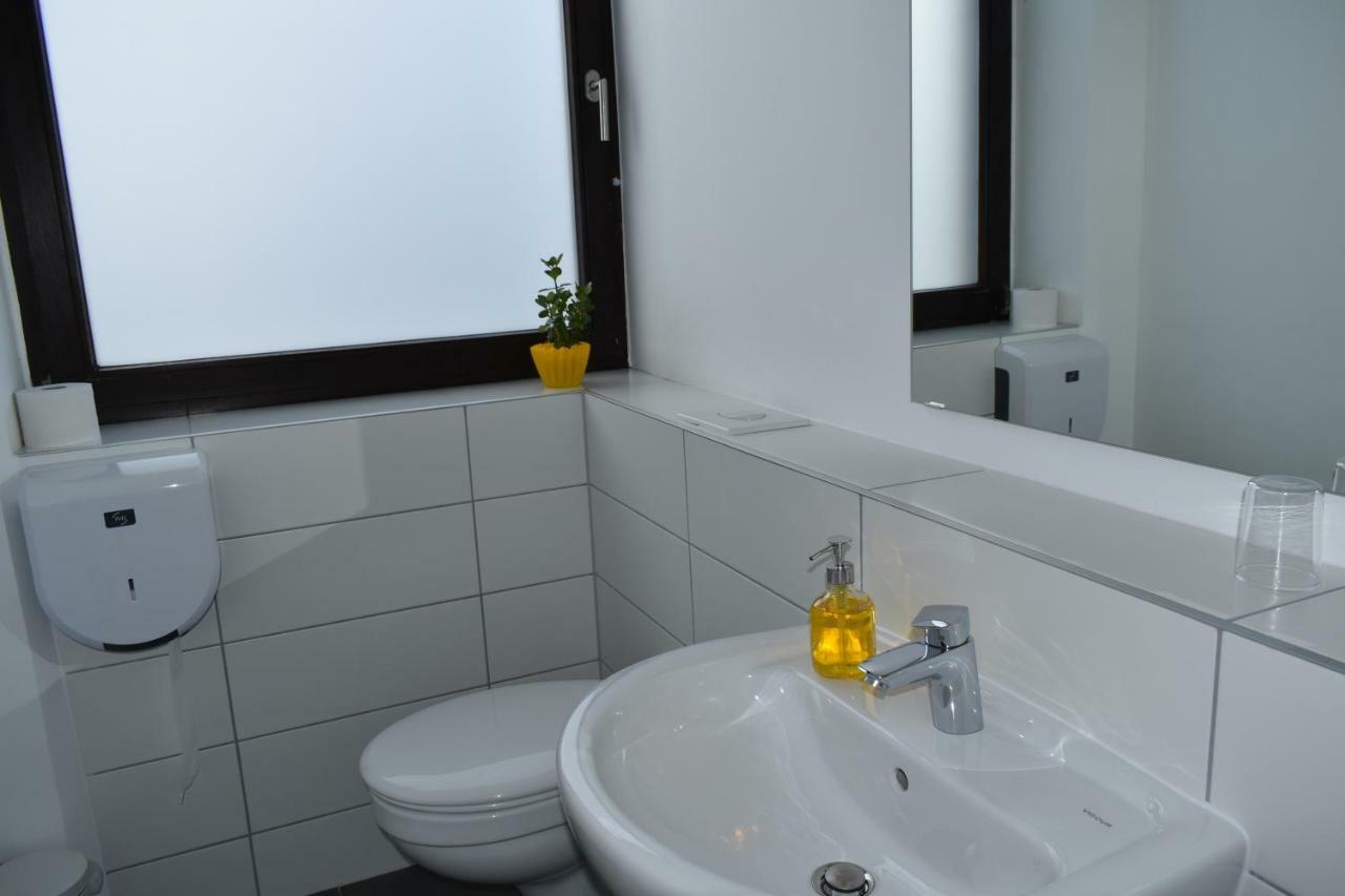 Motel Schoenefeld Großziethen Exteriér fotografie